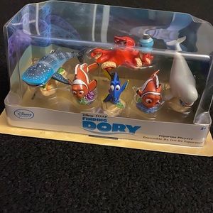 Disney Finding Dory Figurine Playset